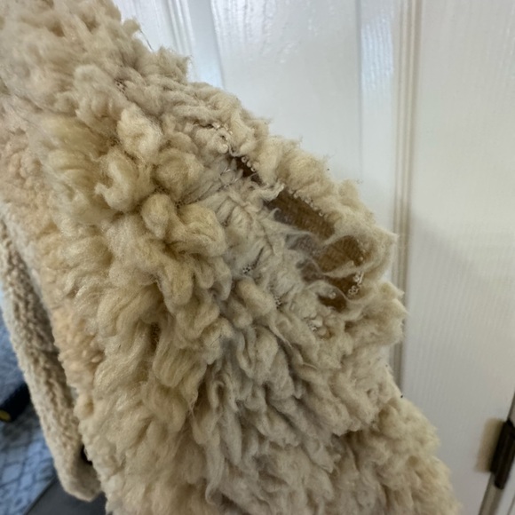 High End San Franpsycho SF Tan Women’s M Crop Fleece Jacket TEAR - Picture 8 of 8